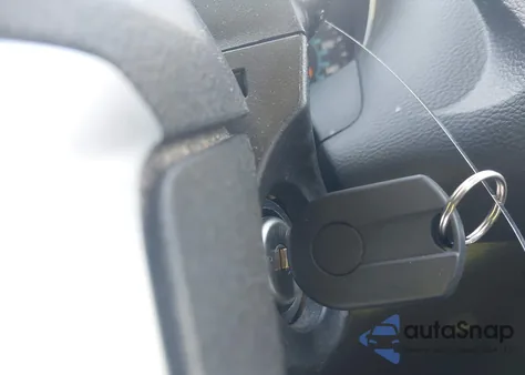 2013 Ford Focus Se из США, поврежденный, VIN 1FADP3F29DL351104